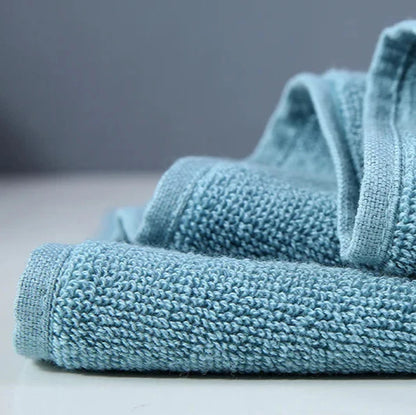 2 Serviettes de Bain Douces & Absorbantes en 100% Coton